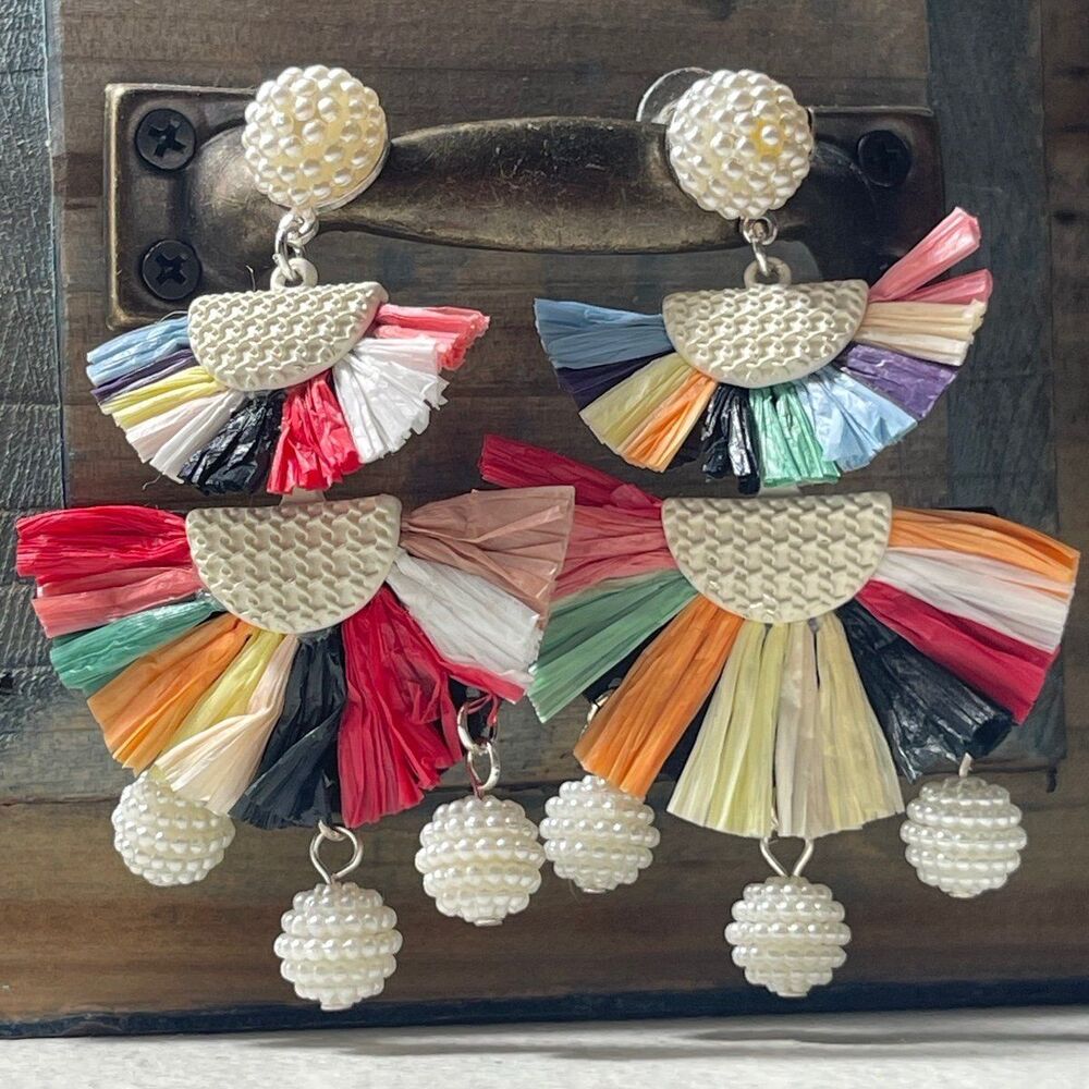 Fun filled earrings - Picture 2 of 3